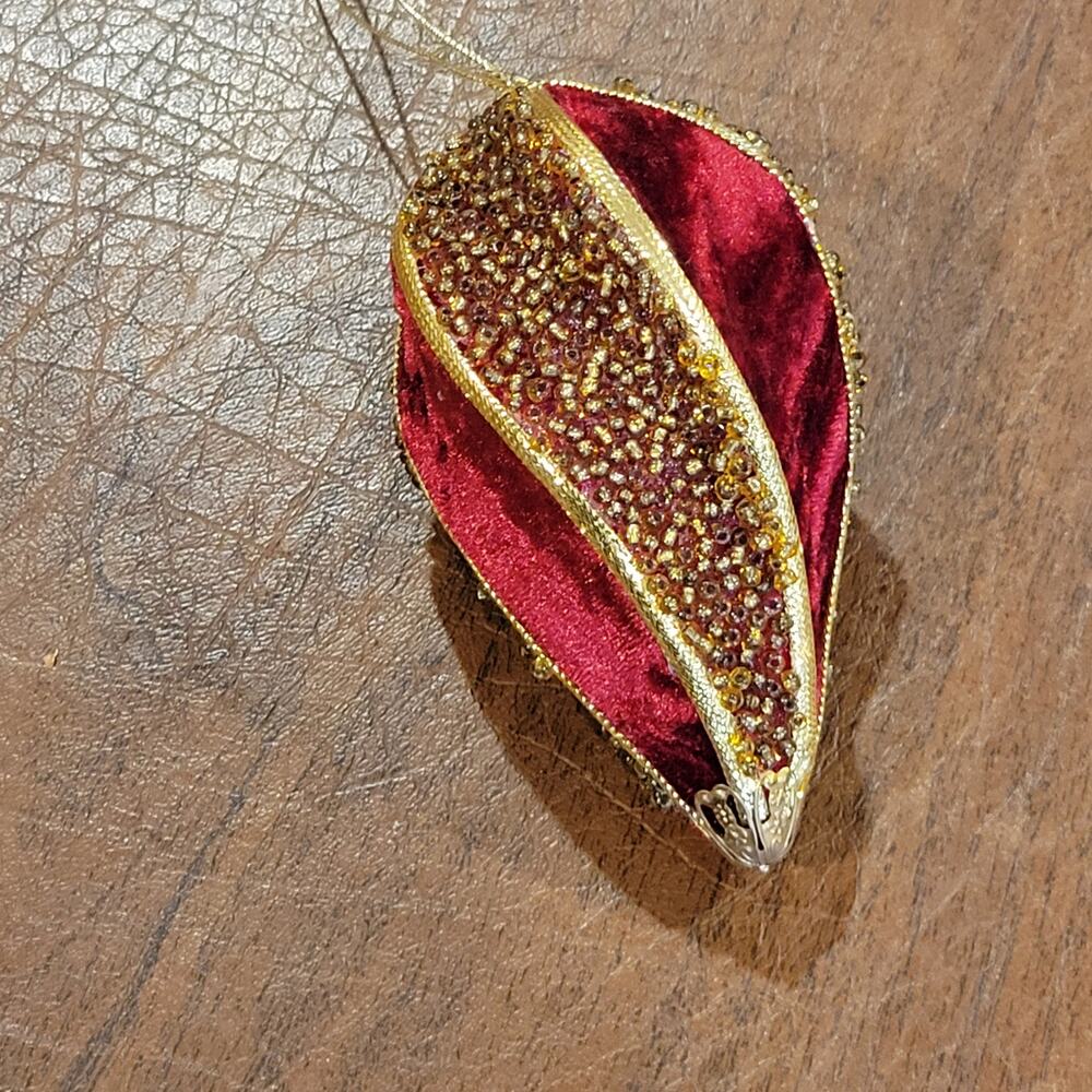 Vintage artizan beaded sequin velour Christmas ornament shiny gold tone / red